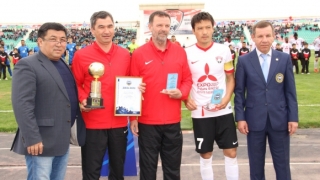 Казахстанският тим на Стойчо Младенов Кайсар регистрира второ поредно