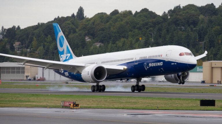 Разследват Boeing в САЩ за осчетоводяването на два модела самолети