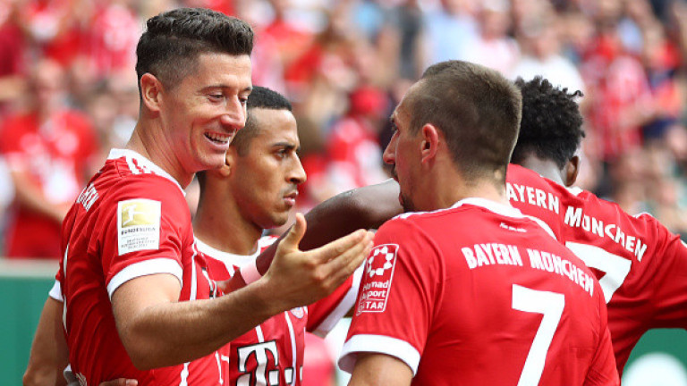 Легенда на Байерн атакува Левандовски