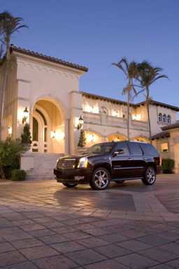 Бербатов се сдоби с Cadillac Escalade