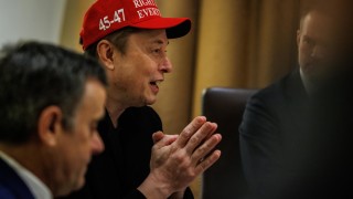 Милиардерът предприемач Илон Мъск заявик че ще приключи по голямата част