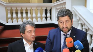 Правим правителство на малцинството, не коалиция, ядоса се Тошко Йорданов