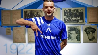 Нападателят Александър Колев който по рано през деня премина в отбора