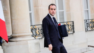 Френският министър на ще пътува до Украйна в сряда за