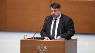 Зафиров иска Цончо Ганев да бъде отстранен като зам.-председател на НС