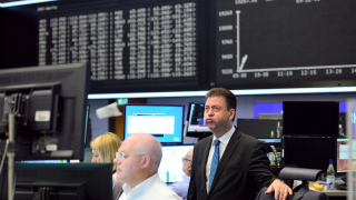 Европейските борси слязоха от 20-месечен пик заради финансовия сектор