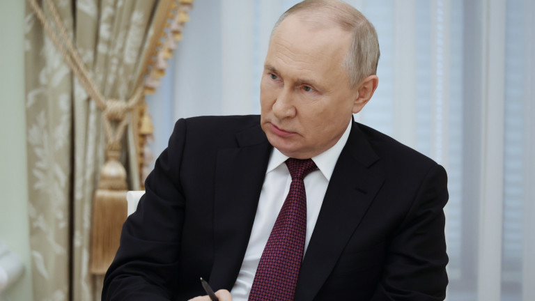 Военни блогъри критикуват пасивността на Путин в Нагорни Карабах