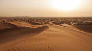 Влак през пустинята - още една мечта, която Саудитска Арабия ще осъществи