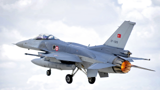 Ф-16 на Турция навлязоха във въздушното пространство на Гърция