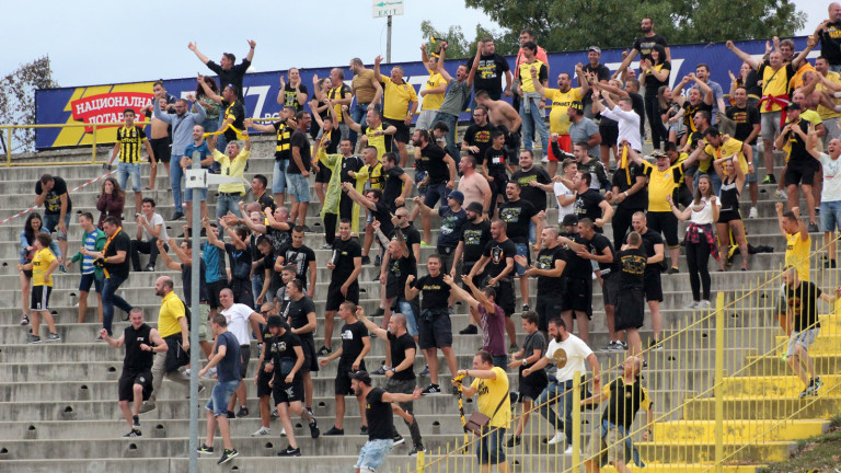 Ботев (Пловдив) пусна в продажба билетите за мача с Царско село