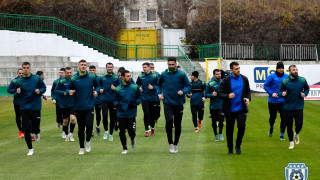 Черно море стартира зимна подготовка с 25 футболисти Първото занимание