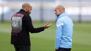 Легендарният бивш френски нападател Тиери Анри надъха играчите на Манчестър