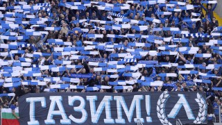 Феновете на Левски се активизираха за дербито, местата в Сектор "А" са на привършване
