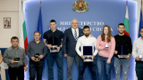  Министър Кралев награди българските щангисти за извоюваните 17 медала от Европейското състезание за младежи и девойки 