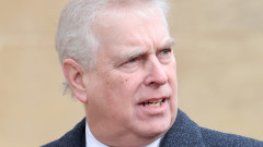 Как се стигна до отнемането на титлите на британския принц Андрю