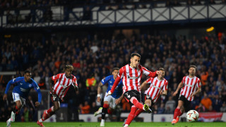 Шотландският Рейнджърс се изправи пред огромно изпитание но успя да