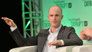 Американската борса за криптовалути Coinbase блокира сметките на руски граждани