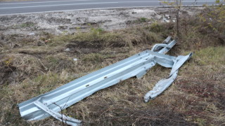 Затруднено е движението на АМ Тракия край Пловдив Причината е катастрофа