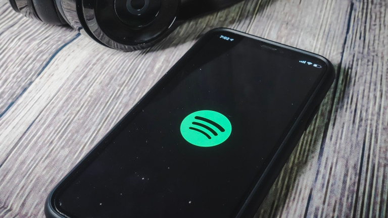 Spotify вече предлага аудиокниги на най-големия си пазар 