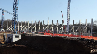 Изграждането на стадион Българска армия продължава и през празничните дни