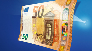 Новите 50 евро с надпис на кирилица влизат в обращение от 4 април