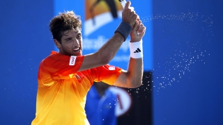 Белучи елиминира Монфис в Рим