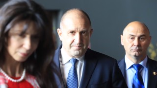 Радев препоръча на Скопие да си научи урока