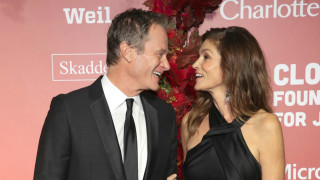 Синди Крауфорд реши да повдигне леко завесата за семейния си