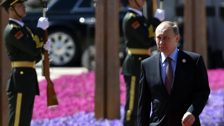 Единна Русия издига Путин за президент?