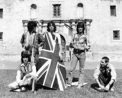 Продават ценни снимки на Zeppelin и Stones