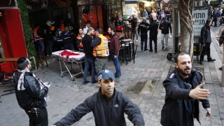 Двама загинали и 10 ранени при стрелба в бар в Тел Авив