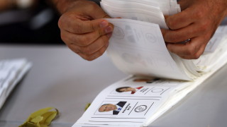 Насилие окървави днешния изборен ден в Турция предаде турският вестник Yenicag