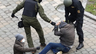 Заловиха трима за онлайн измама с пелети