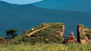 Георги Китов копае край Калояново това лято