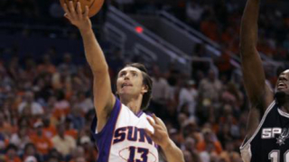 Сан Антонио победи Финикс Сънс 111:106
