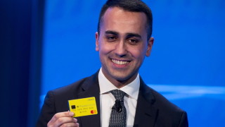 Вицепремиерът на Италия Ди Майо се срещна с френските „жълти жилетки”