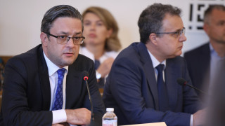 Проектът за отпускане на държавни парични награди за особени заслуги