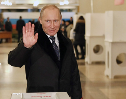 Путин гласува на изборите за Държавна дума