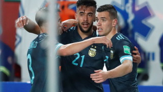 Аржентина взе трудната си визита на Перу, Меси отново не вкара гол