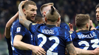 Интер най накрая се изкачи до първото място в Серия А