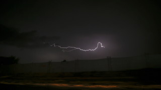 Израел обяви завършването на оборудвана със сензори подземна стена