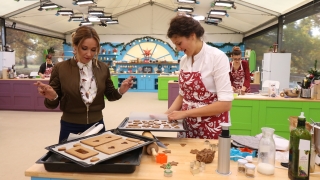 Обрат в Bake Off: най-сладкото състезание