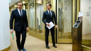 Холандският министър председател Марк Руте удължи мерките за блокиране на още