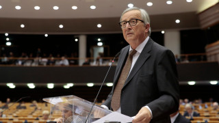 Председателят на Европейската комисия Жан Клод Юнкер призова Турция да покаже