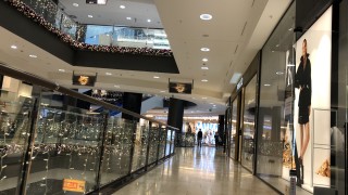 Пожар евакуира посетителите на Цариградско шосе в София Целият трети