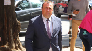 Лъжа е че Иван Иванов е бил управител на фирма