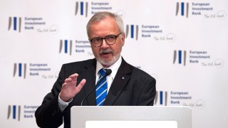 Европейската инвестиционна банка кредитната институция на ЕС съкрати кредитирането с