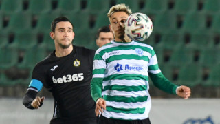 Отборите на Славия и Черно море се изправят днес от