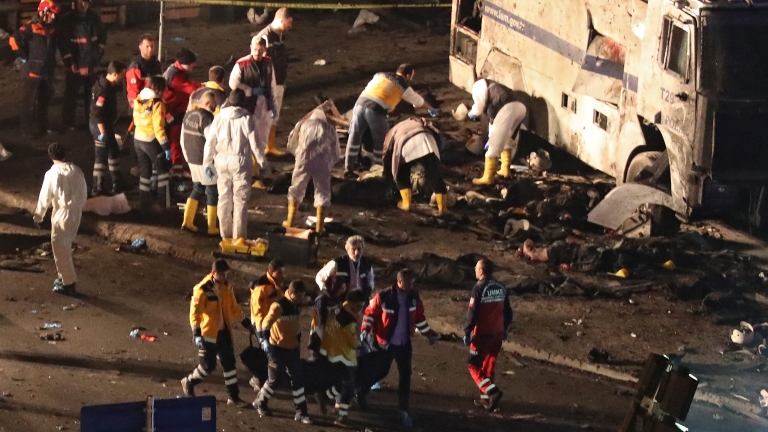 38 загинали и над 150 ранени при атентат в Истанбул 