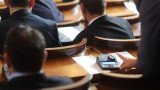 Партиите още търсят първия измежду равните в духа на Конституцията